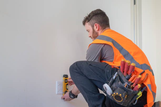 Best Circuit Breaker Repair  in Lacey, WA